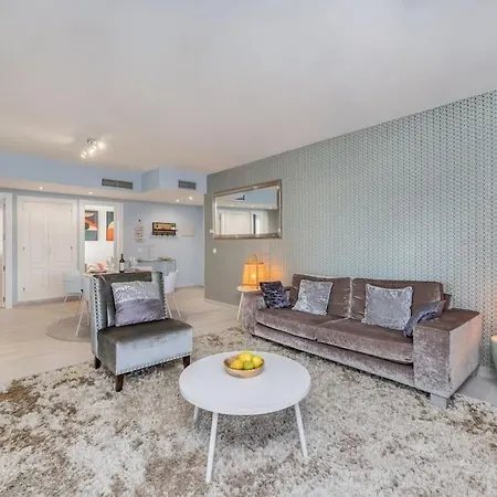 Fresh And New 3 Bedroom Close To Rdr369 Apartment *