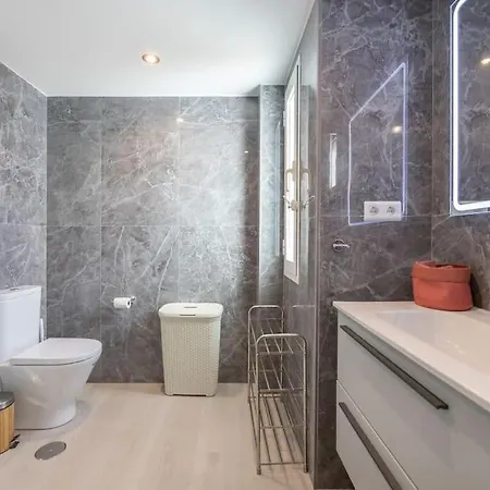 Fresh And New 3 Bedroom Close To Rdr369 Apartment *